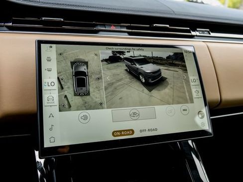 New 2026 Land Rover Range Rover Sport SE AWD/4WD image 30