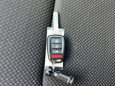 Used 2021 Honda HR-V Sport image 31