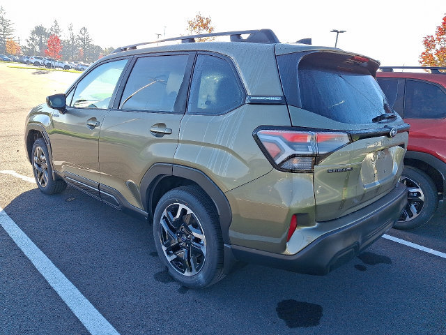 New 2026 Subaru Forester Premium AWD/4WD image 3