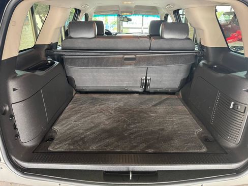Used 2007 GMC Yukon SLT w/ SLT Preferred Equipment Group RWD image 13