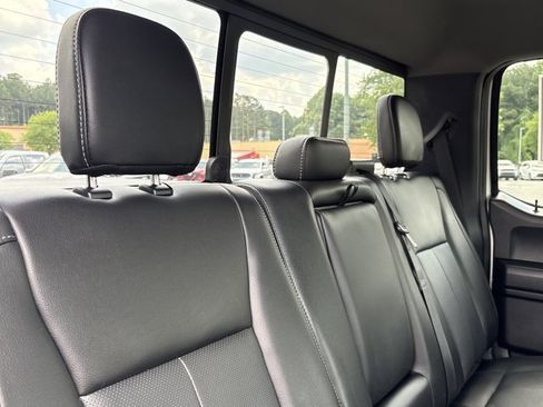 Used 2020 Ford F150 Lariat w/ Equipment Group 502A Luxury AWD/4WD image 24