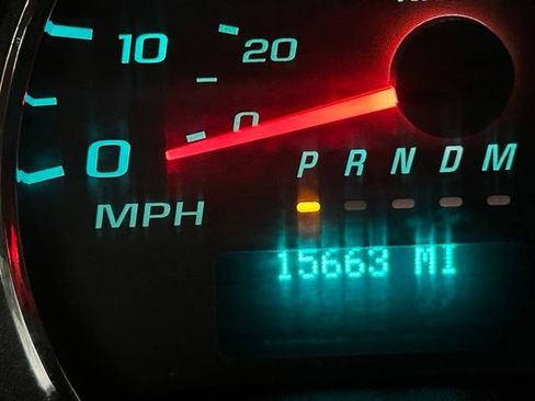 Used 2025 GMC Savana 2500 w/ Driver Convenience Package RWD image 21