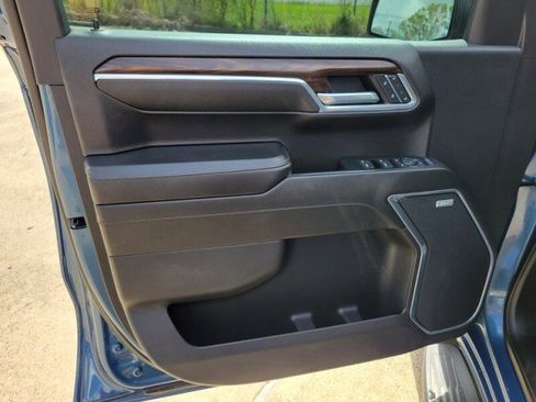 Used 2024 GMC Sierra 1500 SLT w/ SLT Premium Plus Package image 24