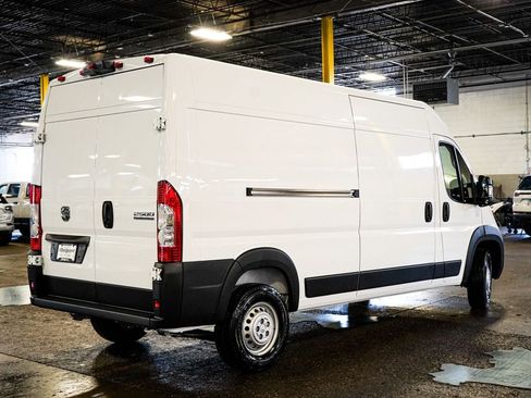 New 2026 RAM ProMaster 2500 w/ Convenience Group FWD image 7