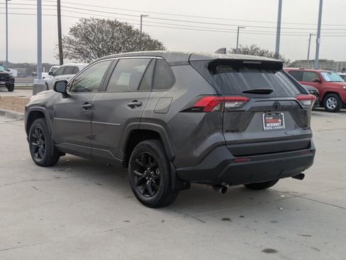 Used 2024 Toyota RAV4 LE image 8