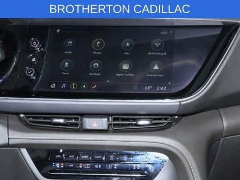 Used 2022 Buick Envision Avenir w/ Technology Package II AWD/4WD image 22