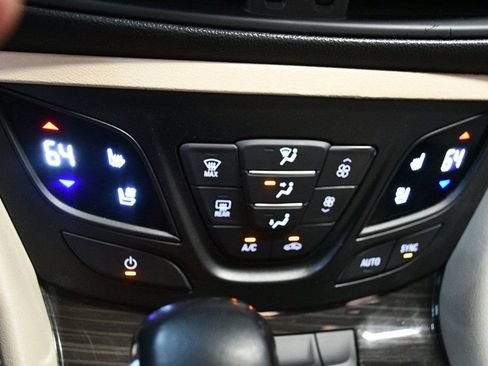 Used 2019 Buick Envision Premium w/ Driver Confidence Package image 53