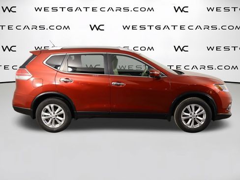 Used 2015 Nissan Rogue SV w/ SV Premium Package FWD image 44