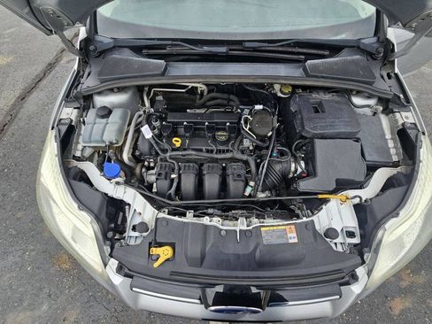 Used 2012 Ford Focus SE FWD image 15