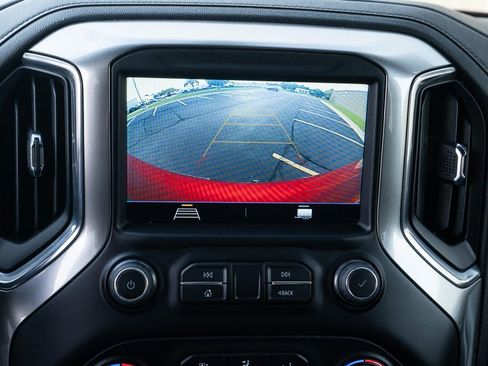 Used 2021 Chevrolet Silverado 1500 LT Trail Boss w/ Bed Protection Package image 33