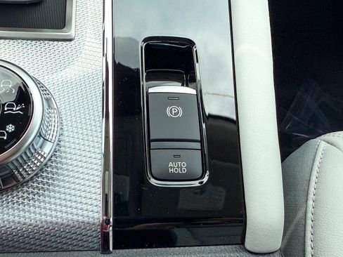 New 2025 Mitsubishi Outlander SEL image 39