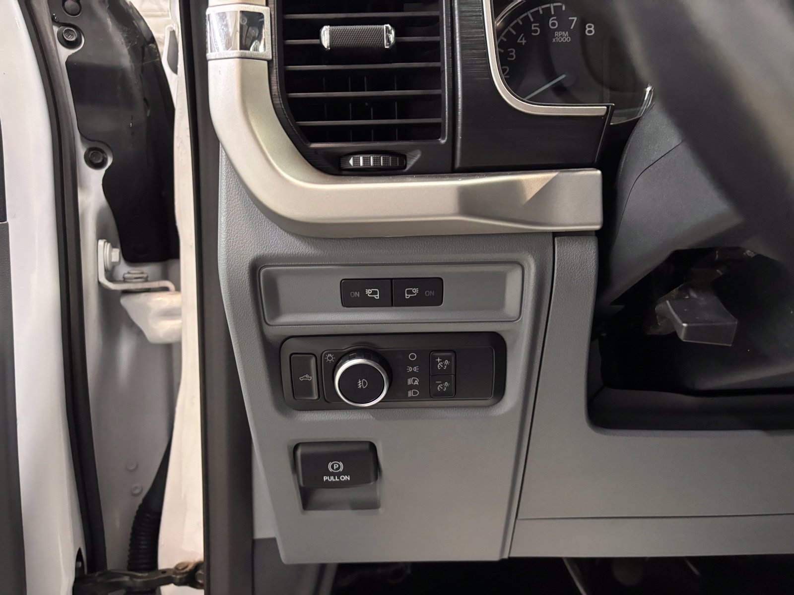 Used 2021 Ford F150 XLT w/ Equipment Group 301A Mid AWD/4WD image 16