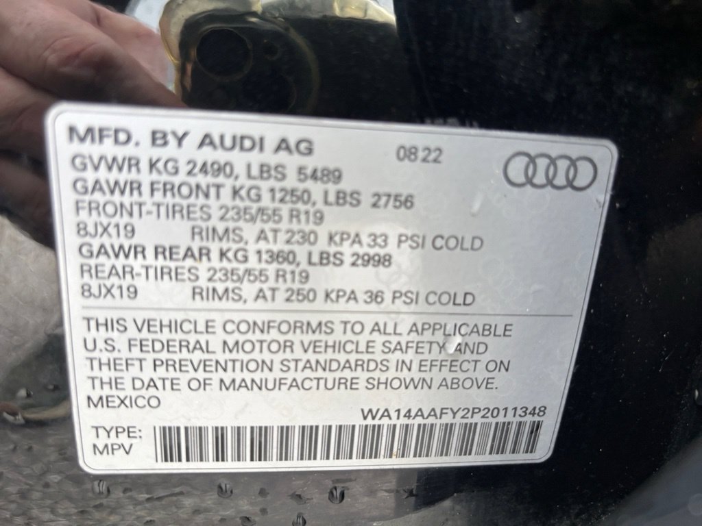 Used 2023 Audi Q5 2.0T Premium w/ Convenience Package AWD/4WD image 11