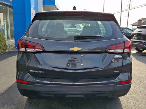 Used 2022 Chevrolet Equinox LS AWD/4WD image 5