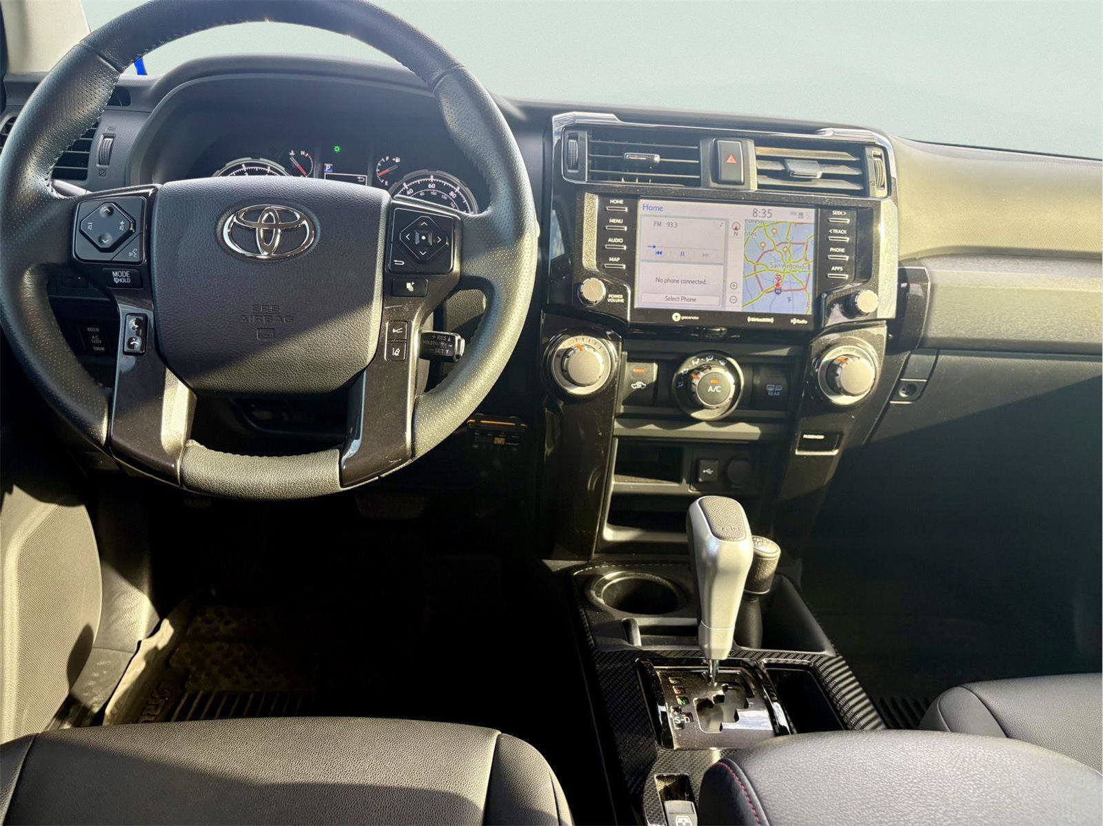 Used 2022 Toyota 4Runner TRD Off-Road Premium AWD/4WD image 11