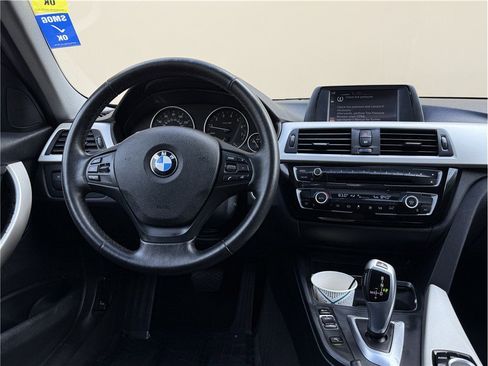 Used 2016 BMW 320i Sedan image 7