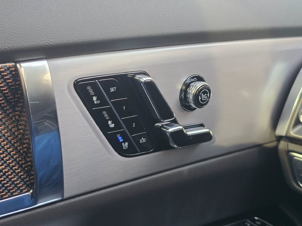 New 2027 Cadillac Vistiq Luxury AWD/4WD image 31