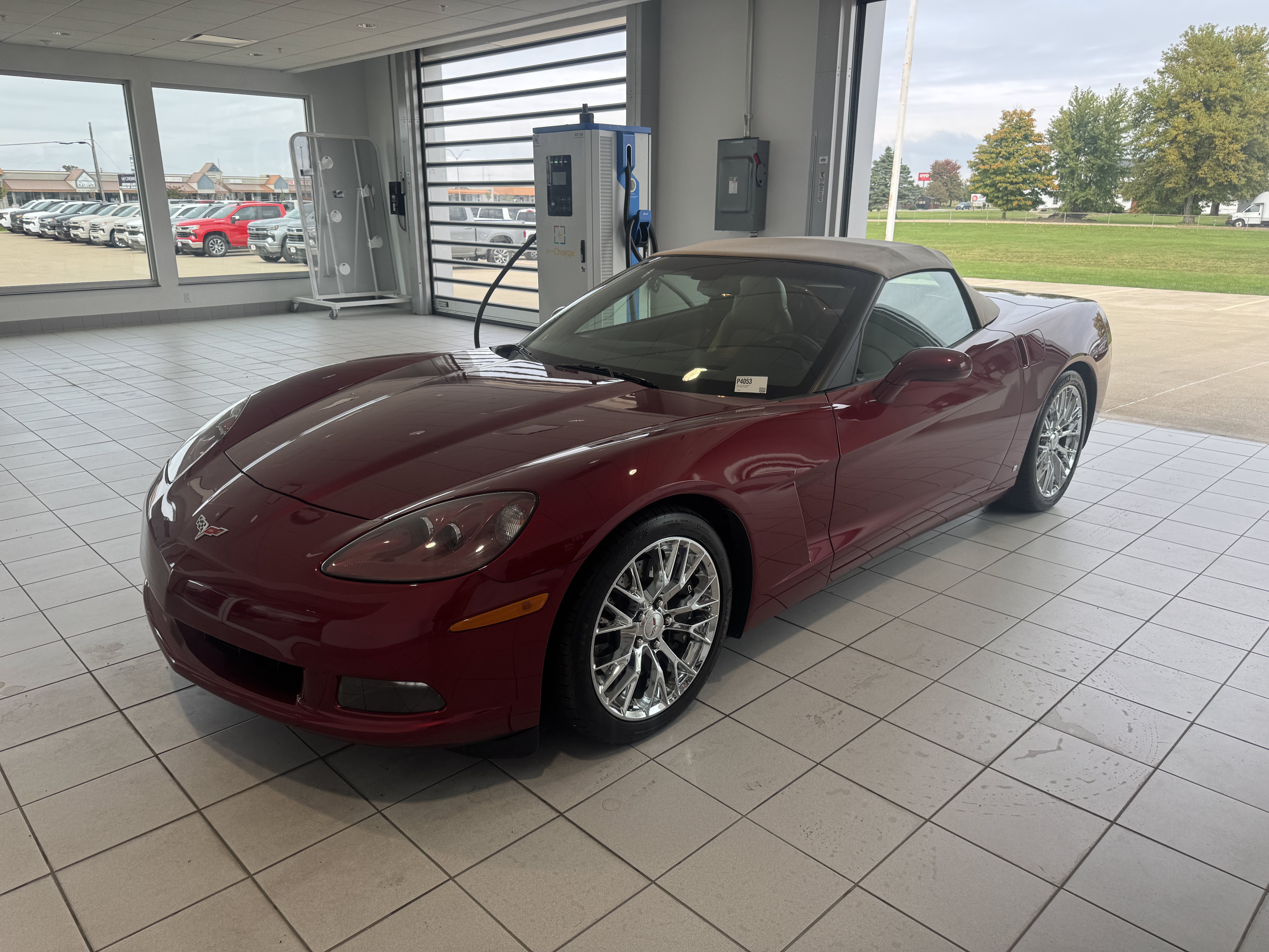 Used 2007 Chevrolet Corvette Convertible w/ Preferred Equipment Group RWD image 6