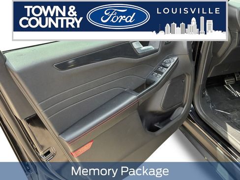 Used 2024 Ford Escape ST-Line Select w/ Tech Pack #2 AWD/4WD image 10