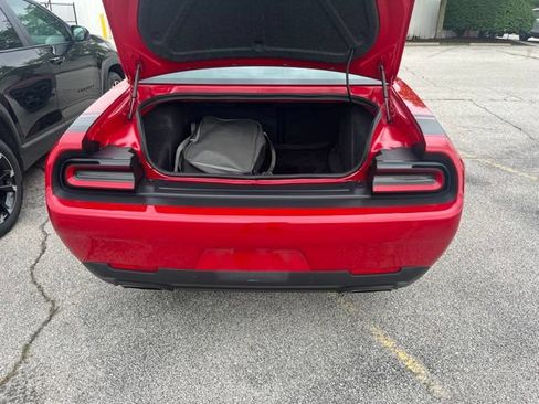 Used 2017 Dodge Challenger R/T Scat Pack RWD image 8