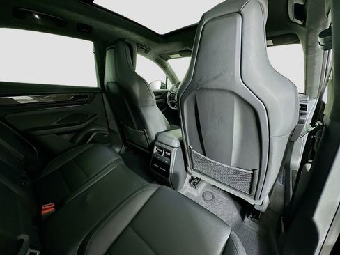 Used 2025 Porsche Macan Turbo Electric image 30