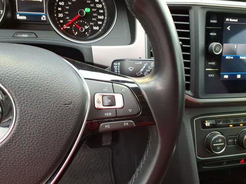 Used 2019 Volkswagen Atlas SE image 15