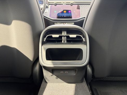New 2027 Mercedes-Benz E 350 4MATIC Sedan image 13
