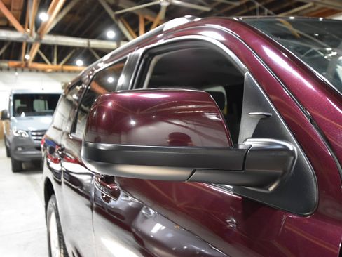 Used 2017 Toyota Sequoia SR5 image 67