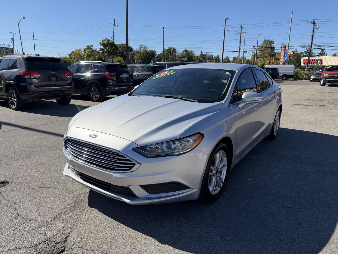 Used 2018 Ford Fusion SE FWD image 7