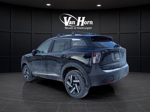 New 2026 Nissan Kicks SV image 5