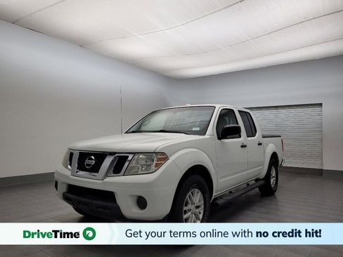 Used 2015 Nissan Frontier SV image 1