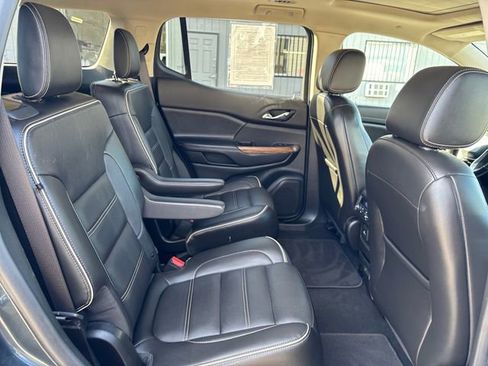 Used 2019 GMC Acadia Denali w/ GMC Pro Grade Package image 19