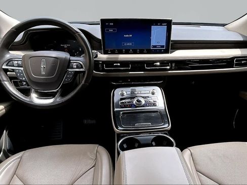 Used 2022 Lincoln Nautilus Reserve FWD image 15