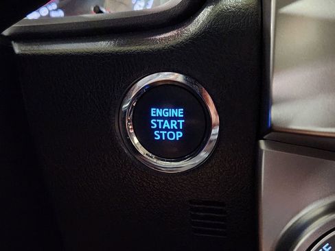 Used 2022 Toyota 4Runner SR5 Premium image 37