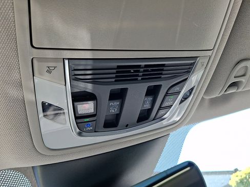 Certified 2023 Acura MDX SH-AWD w/ Advance Package image 27