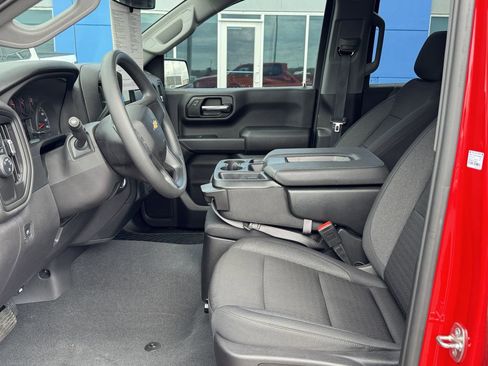 Used 2024 Chevrolet Silverado 1500 Custom image 10