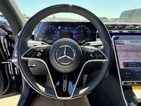 Used 2024 Mercedes-Benz S 580 4MATIC Sedan image 20