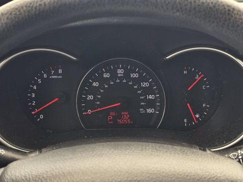 Used 2014 Kia Sorento LX FWD image 18