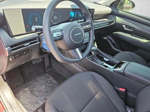 New 2026 Hyundai Tucson SE FWD image 3