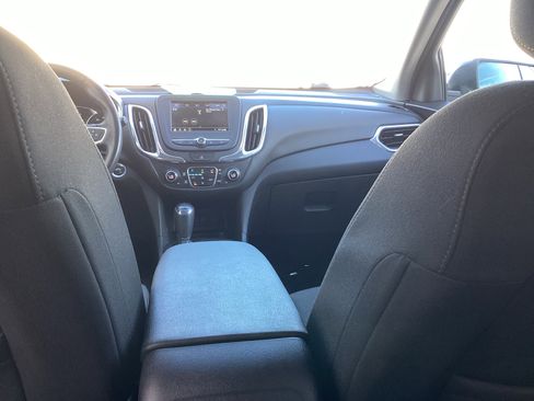Used 2019 Chevrolet Equinox LT image 18