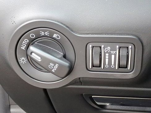 Used 2021 Maserati Quattroporte Trofeo image 26