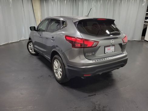 Used 2018 Nissan Rogue Sport S w/ S Appearance Package FWD image 6