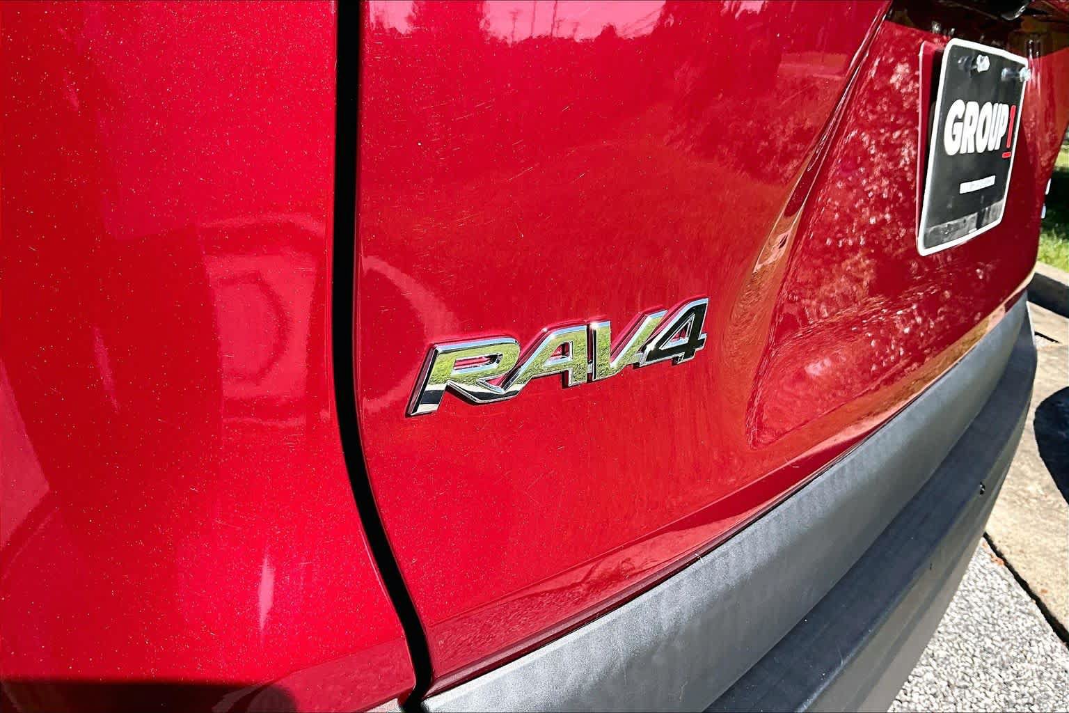 Used 2023 Toyota RAV4 LE AWD/4WD image 30