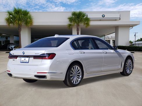 Certified 2022 BMW 740i xDrive image 4