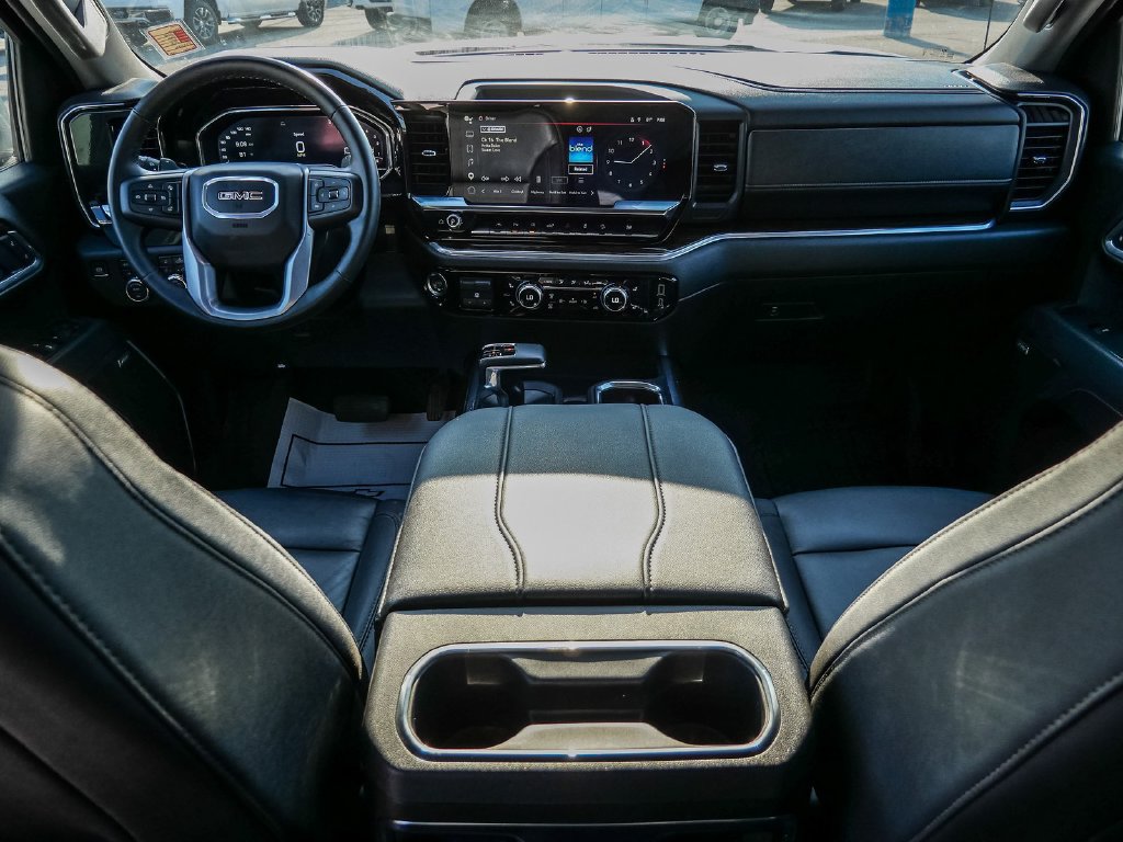 Used 2025 GMC Sierra 1500 Elevation w/ Elevation Premium Package AWD/4WD image 27