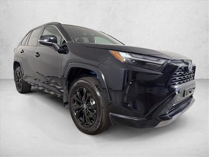 Used 2024 Toyota RAV4 SE