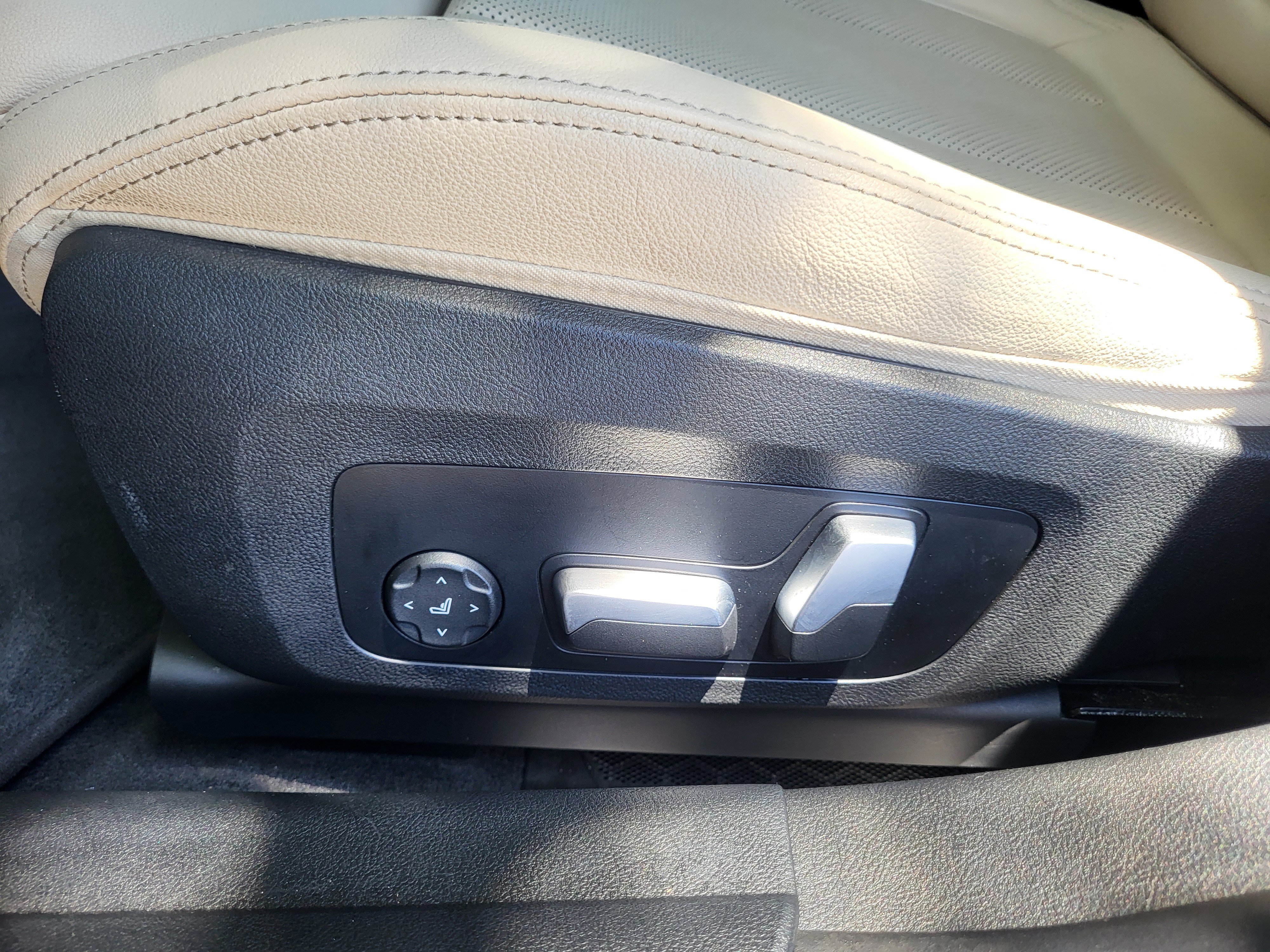 Used 2024 BMW 430i Gran Coupe w/ Premium Package RWD image 12