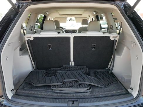 Certified 2023 Volkswagen Atlas SE w/ Panoramic Sunroof Package AWD/4WD image 18
