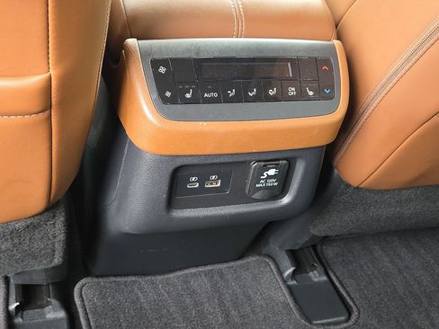 Used 2024 Nissan Pathfinder Platinum w/ Cargo Package FWD image 12