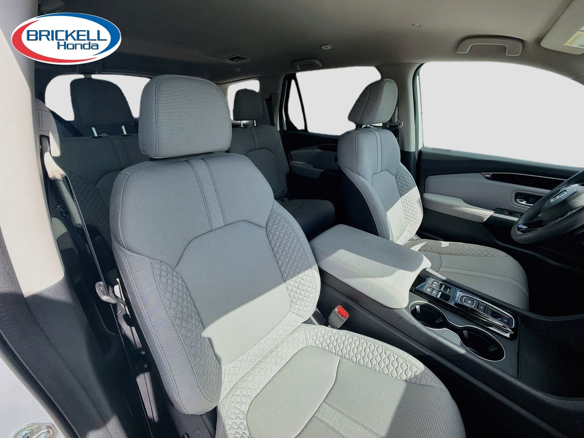 Used 2023 Honda Pilot LX image 16